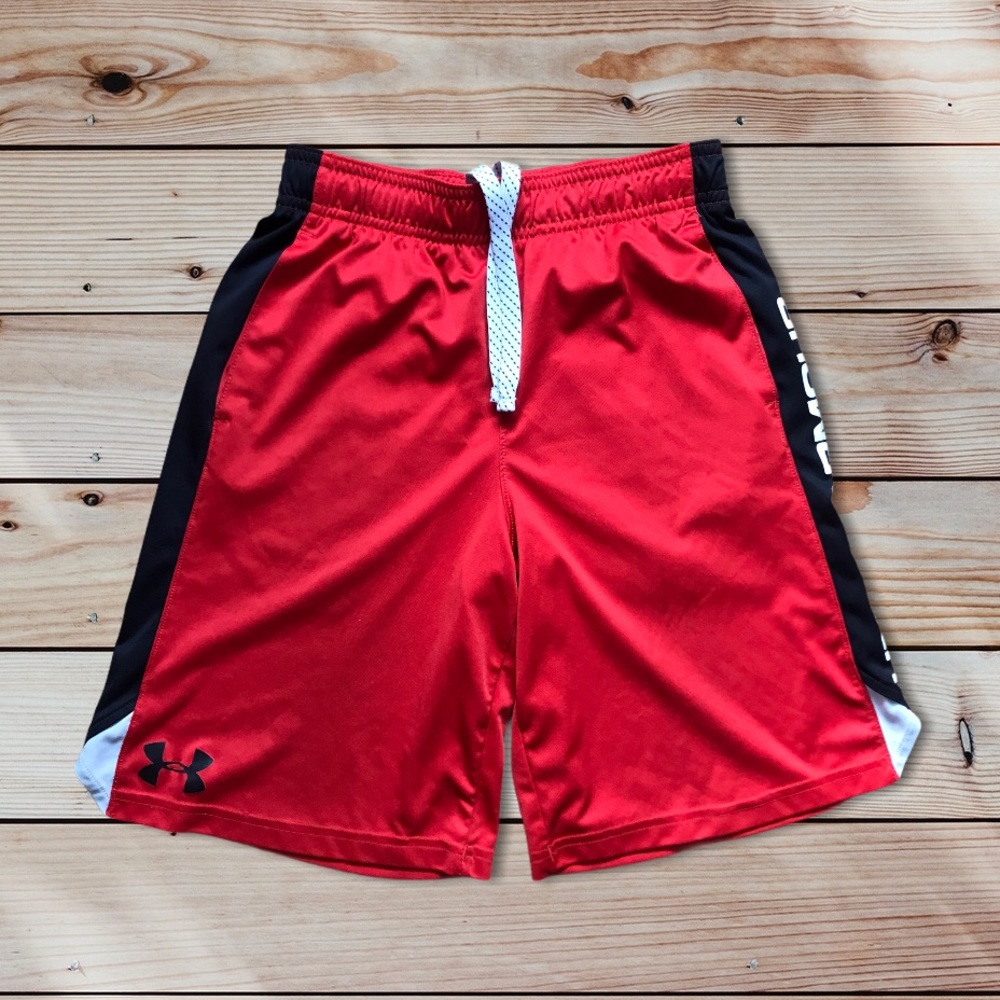 Under Armour | Boys Athletic Shorts Size M
